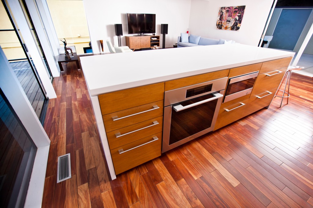 "Slide N Hide" Countertop